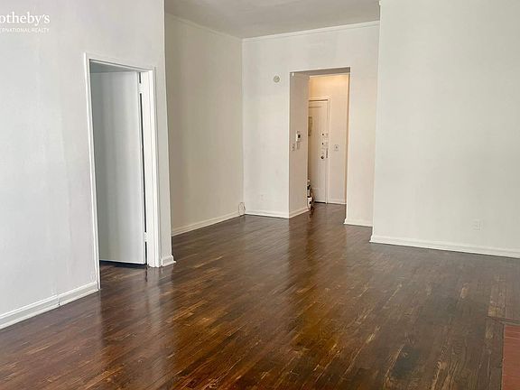 3rd image of 41 W 71st St APT 3E