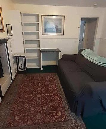 One bedroom unit