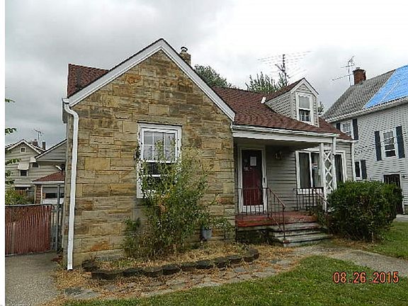 2nd image of 1015 Oberlin Ave