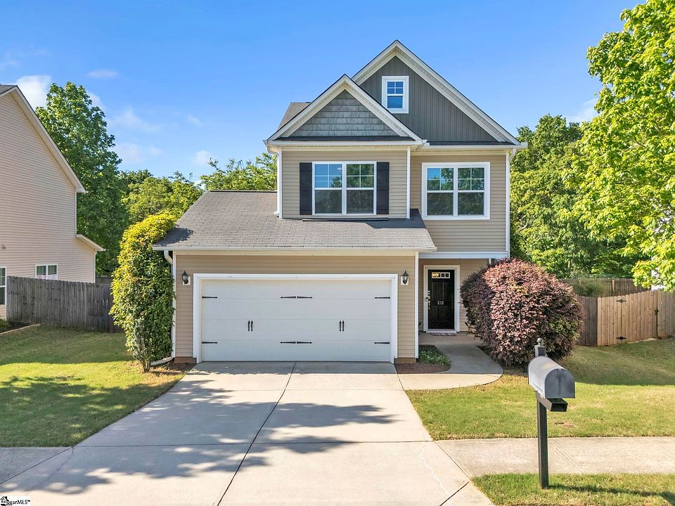 1st image of 212 Rivers Edge Cir