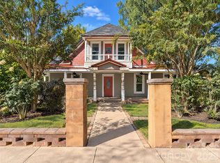 732 W Front St, Statesville, NC 28677