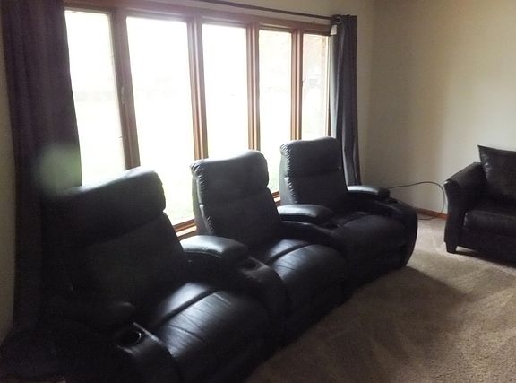 4th image of 1810 Telemark Dr