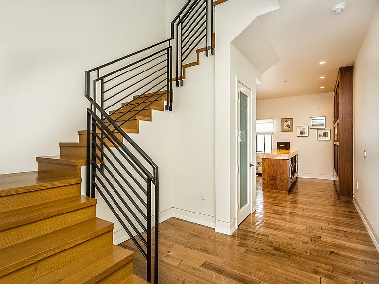 225 S Hamilton Dr #308 — Photo 12