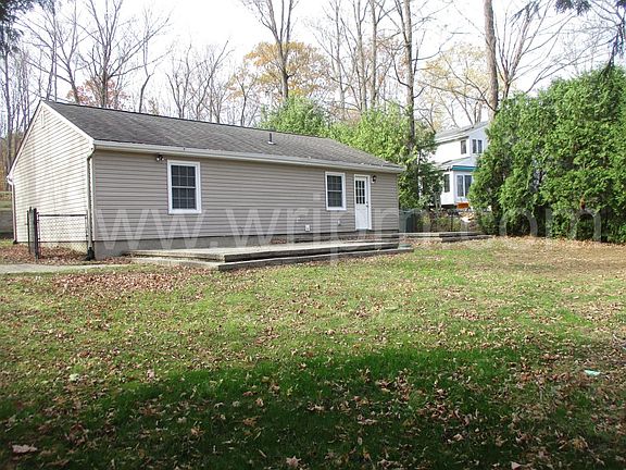 3rd image of 207 Canadawa Ln
