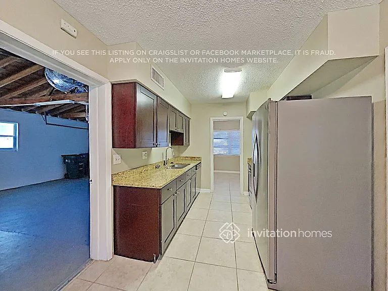 12160 Croft Dr — Photo 8