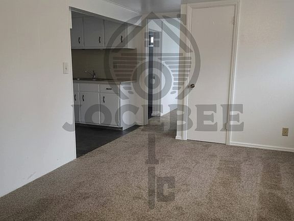 2nd image of 1209 Maple St #1
