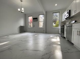 67-10 70th Ave #2, Ridgewood, NY 11385