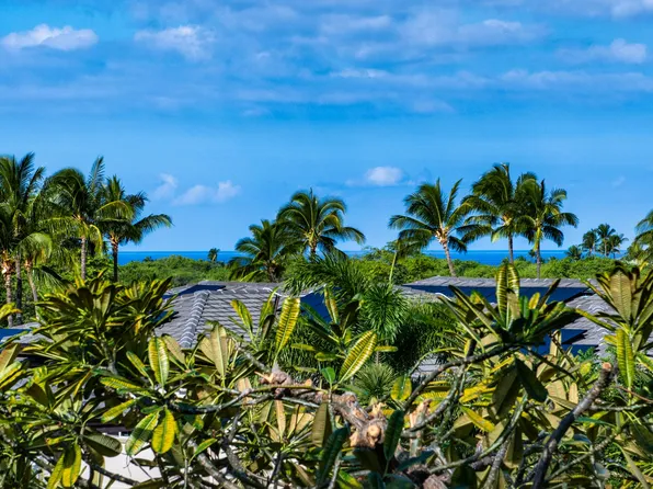 68-1025 N Kaniku Dr APT 644, Kamuela, HI 96743