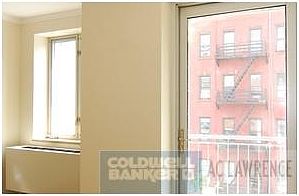 5th image of 211 W 20th St