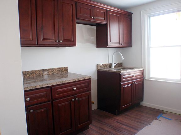 3rd image of 11344 208th St