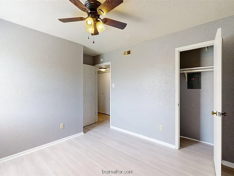 1524 Pine Ridge Dr #B — Photo 13