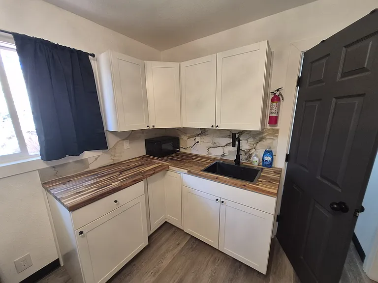 302 Ayba St #2 — Photo 12