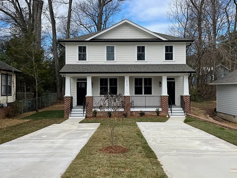 1315 Clarendon St #B — Photo 1