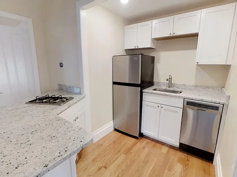67 Walden St #1F — Photo 3