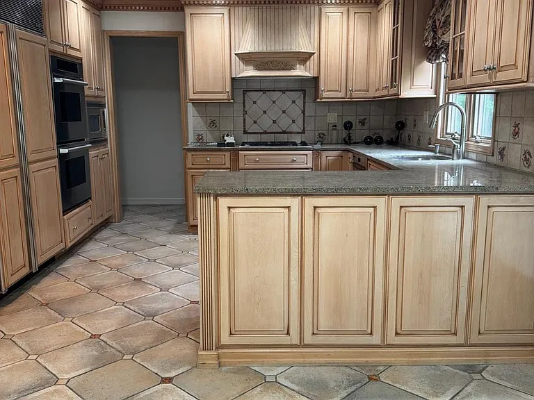 24 Beaumont Dr — Photo 11