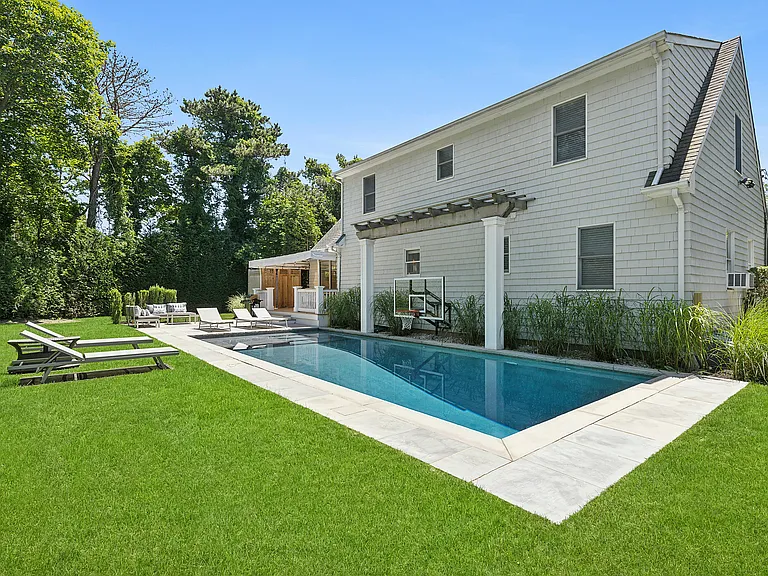 31 Highland Rd — Photo 16