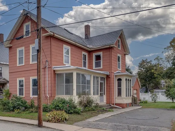 12 Albion St, Amesbury, MA 01913