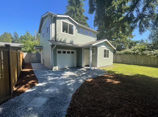 1917 NE 137th St, Seattle, WA 98125