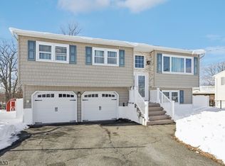 36 Musconetcong Ave, Hopatcong Boro, NJ 07843