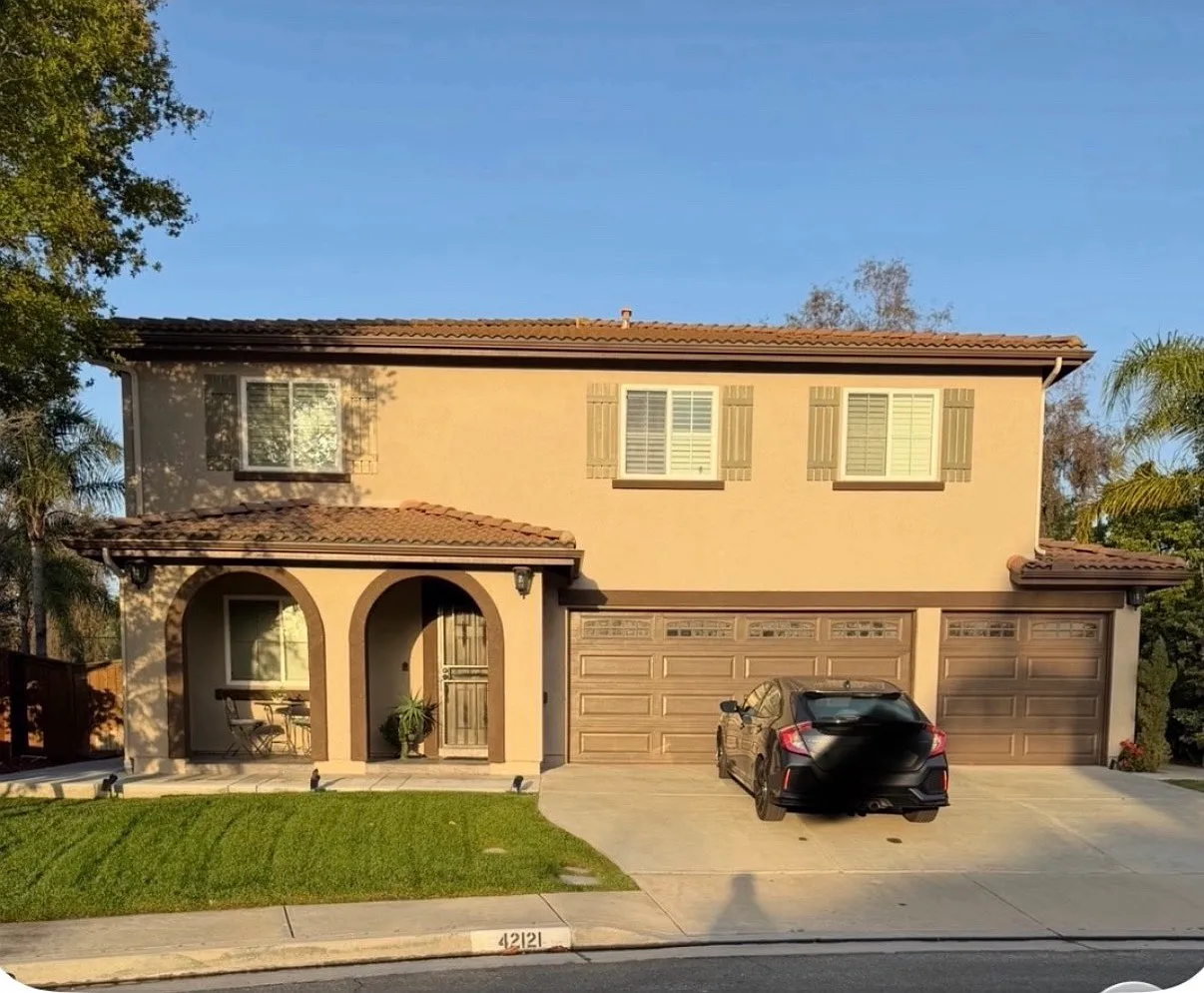 4 bed, 2.5 bath, 2673 sqft, $3,700 — Photo 1