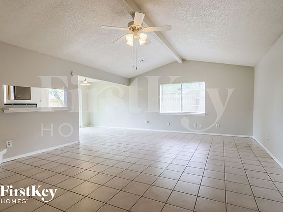 3rd image of 9819 Kiwi Ln