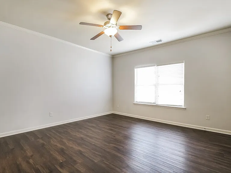 1314 Little Hampton Dr — Photo 9