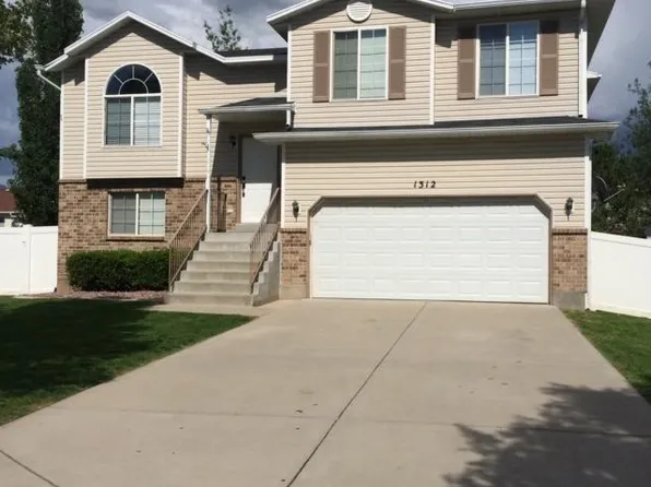 1312 N 2425 W, Layton, UT 84041