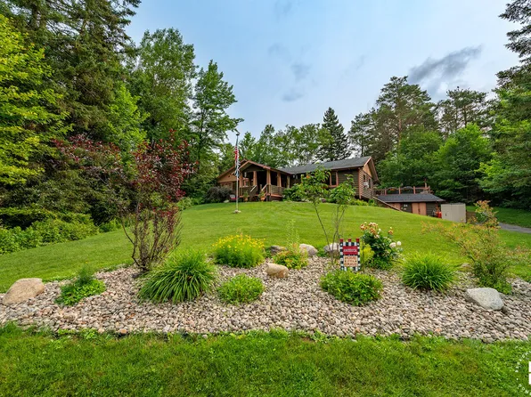 54 Northwood Rd, Lake Placid, NY 12946