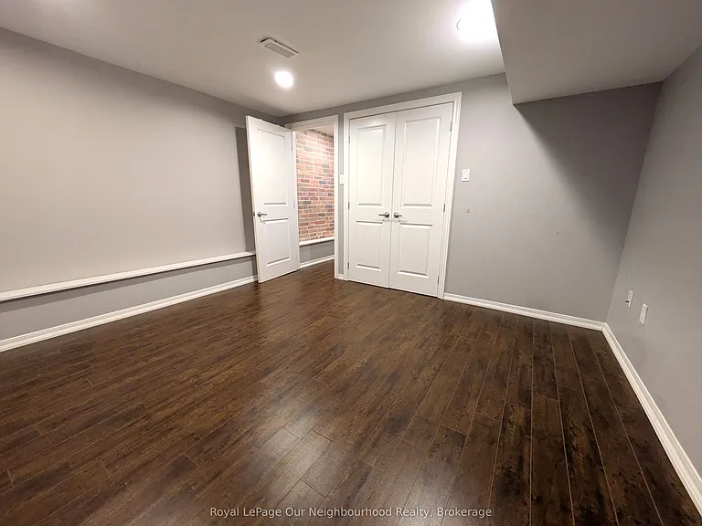 86 Asquith Ave #MAIN — Photo 14