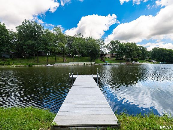 2nd image of 4104 S Lake Camelot Dr