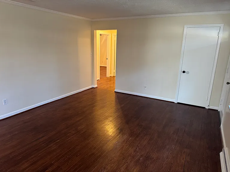 5527 Wayne Rd — Photo 18