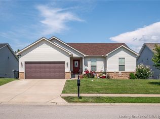 1626 Regans Way, Jeffersonville, IN 47130