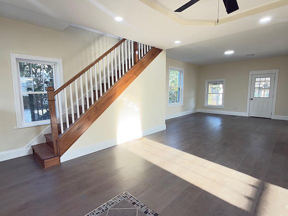 5th image of 1432 Frush Valley Rd