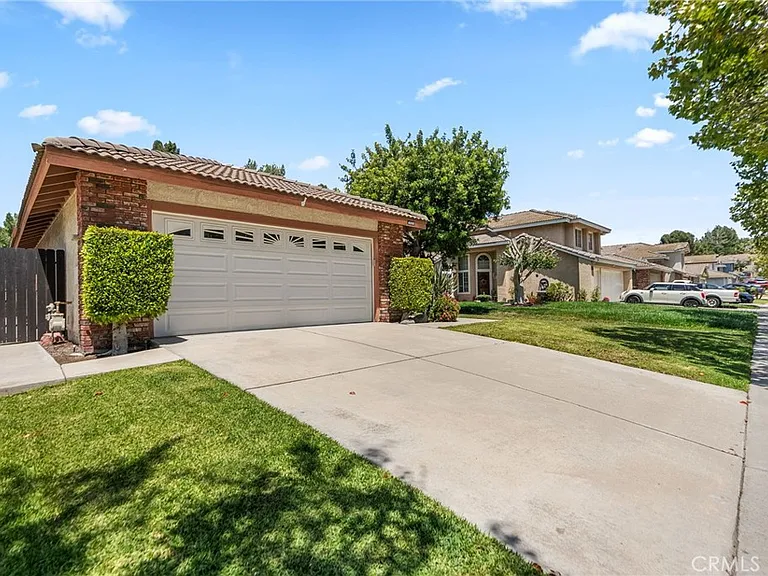 3321 Mountainside Dr — Photo 4