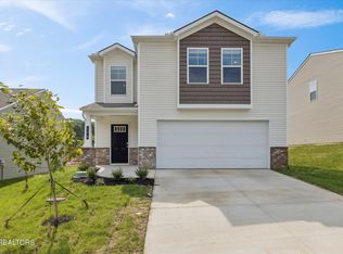 176 N Blissful Meadows Dr, Harriman, TN 37748