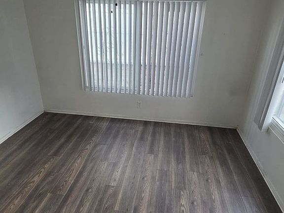 3rd image of 1020 N Curson Ave APT 4
