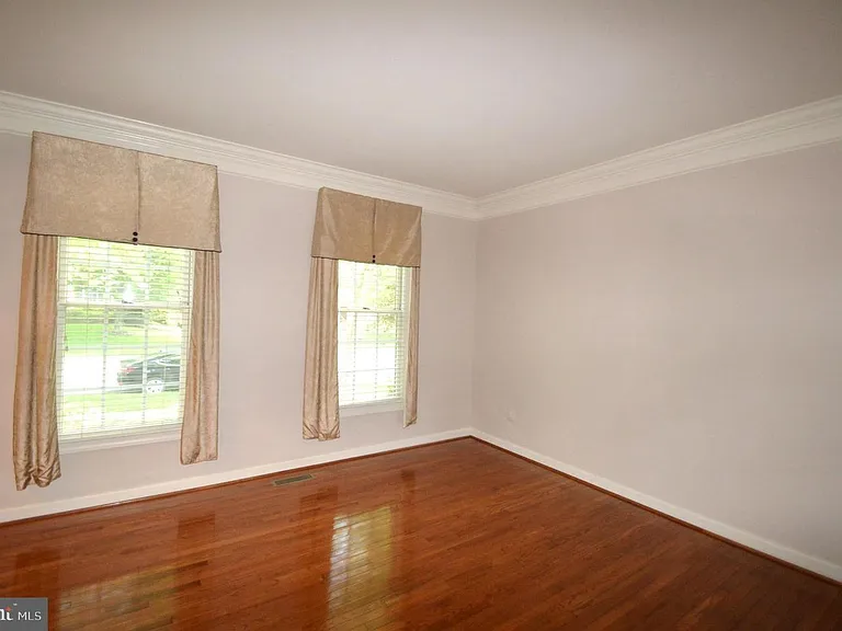 43706 Mink Meadows St — Photo 5