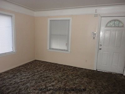 2nd image of 8297 Robson St
