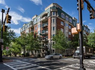 401 N Church St APT 406, Charlotte, NC