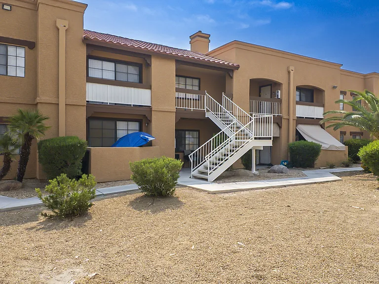 5170 S Jones Blvd #206-1 — Photo 17