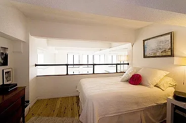 Rented by R New York