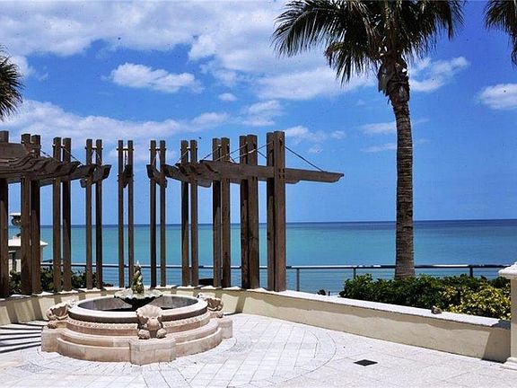 3rd image of 3500 Ocean Dr #213