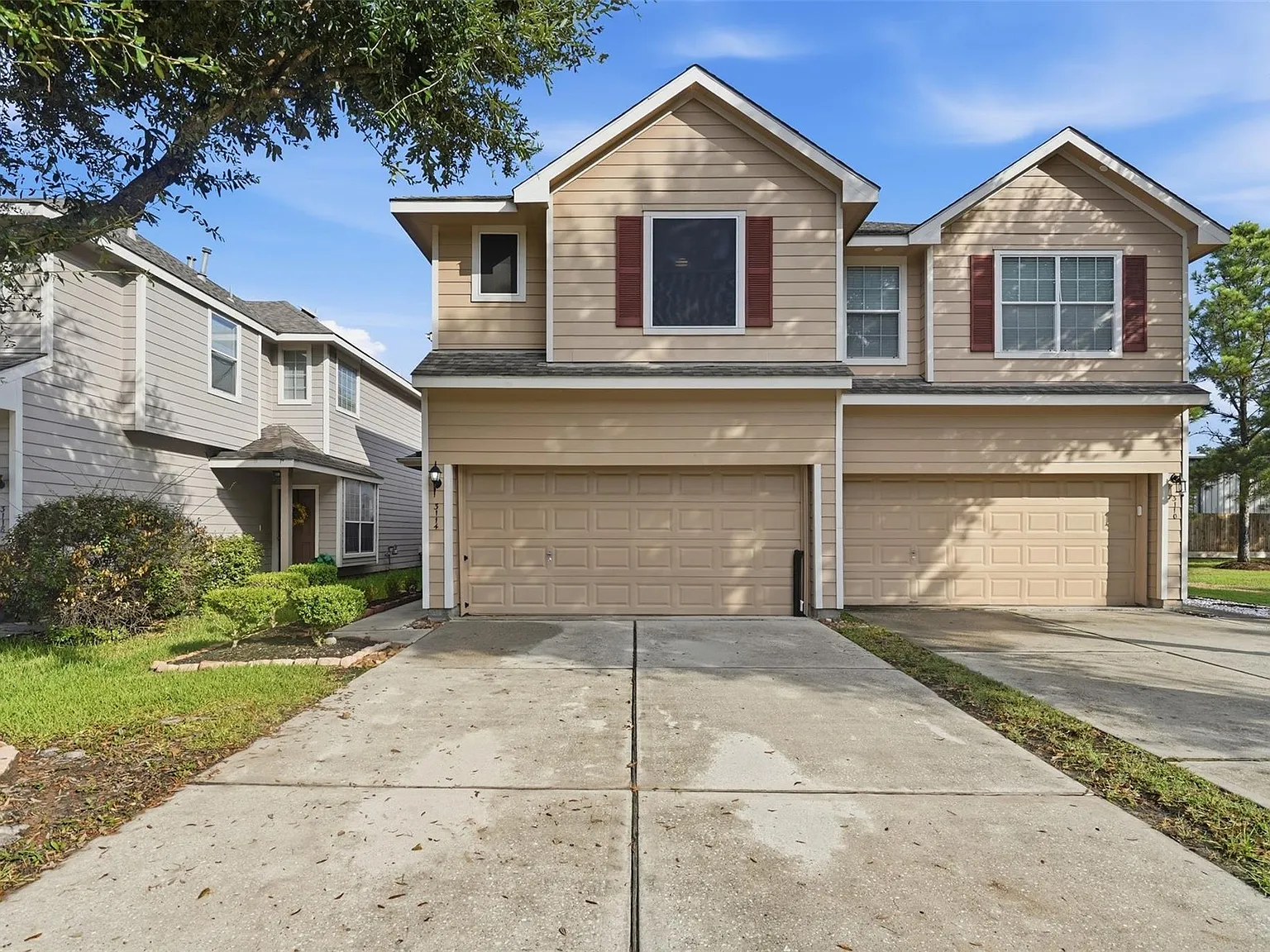 3 bed, 2.5 bath, 1683 sqft, $1,825 — Photo 2
