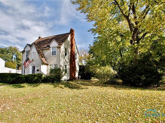 3rd image of 3634 Woodmont Rd