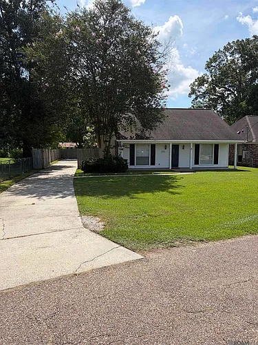 17226 Northlake Dr Photo 1 17226 Northlake Dr Photo 1