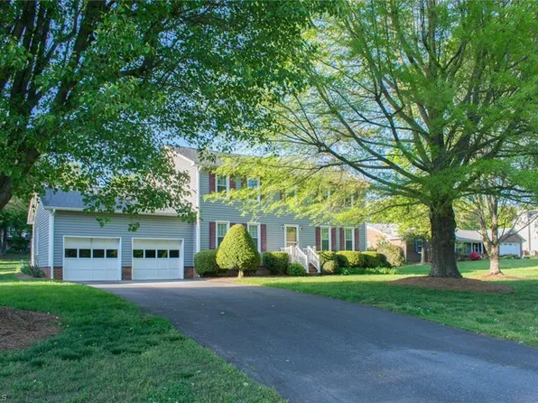 3429 Mill Run Ln, Pfafftown, NC 27040