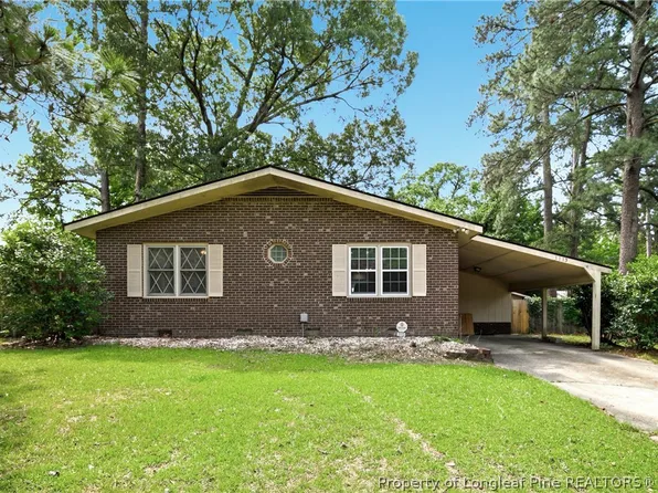 1113 Vesper Ln, Fayetteville, NC 28311