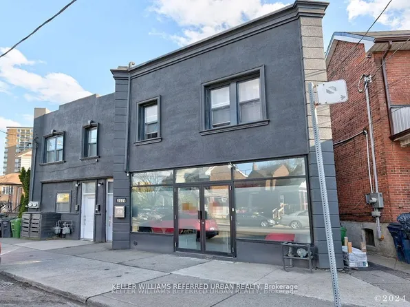 2039 Davenport Rd Unit B, Toronto, ON M6N 1C5