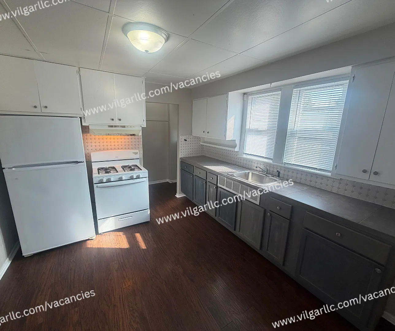 4403 Towle — Photo 4