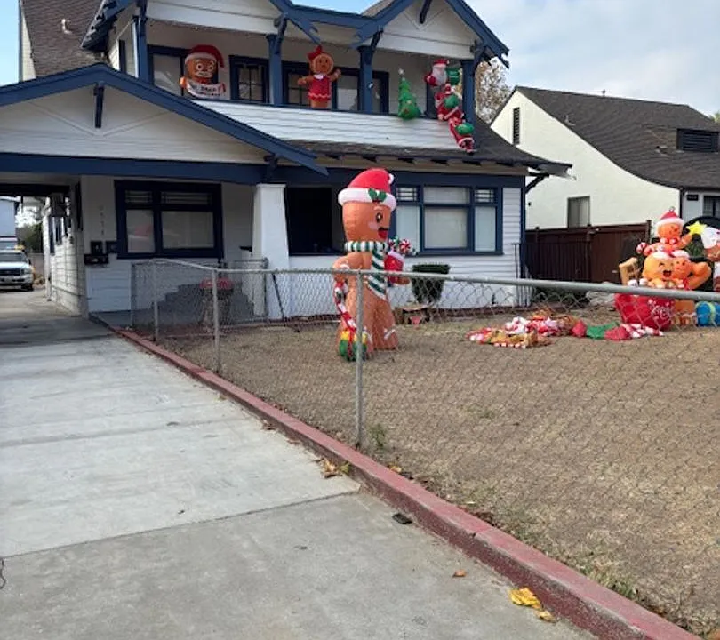 4338 University Ave #C